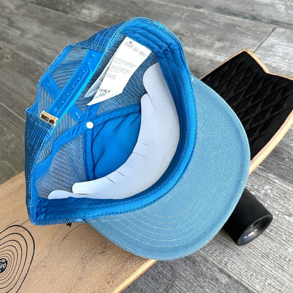 π₯π₯RIP CURL - ALOHA TRUCKER HATπ₯π₯ - Picture 3 of 5
